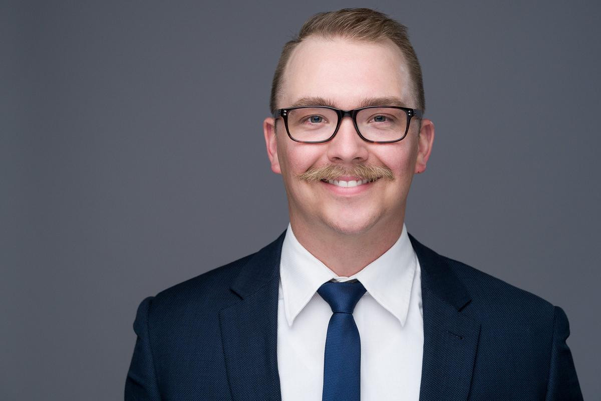 Men's Edmonton LinkedIn Headshot on grey