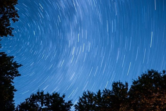 star trail blur images