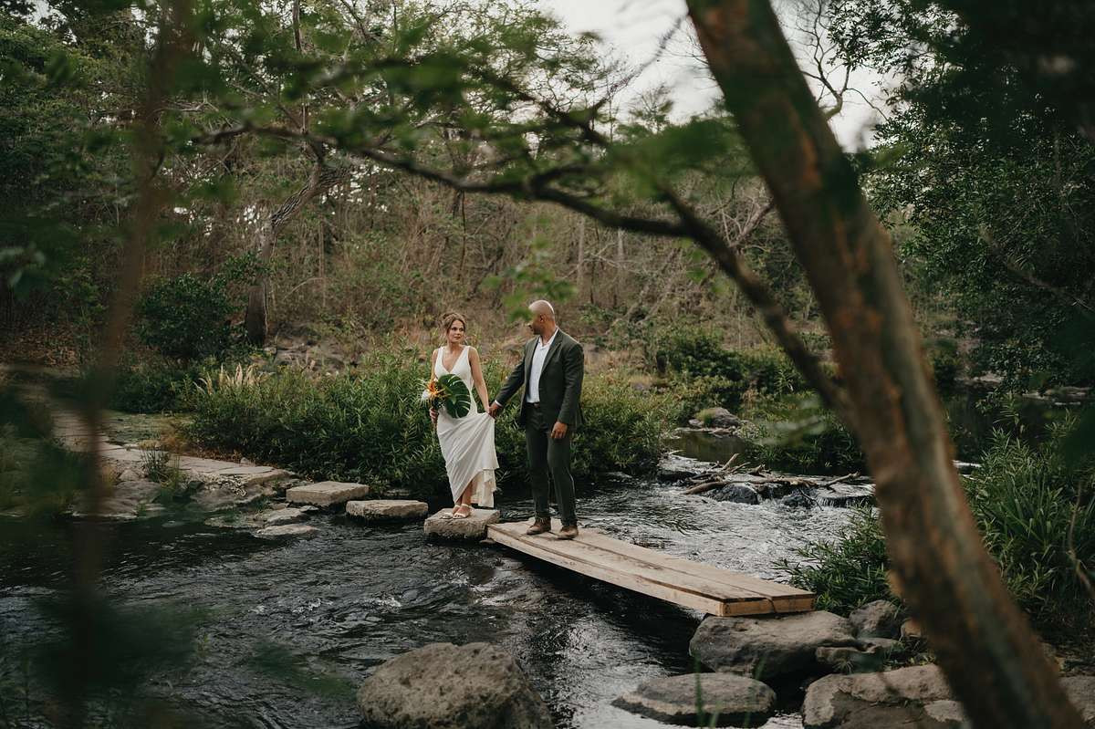 destination wedding photographer Costa Rica
